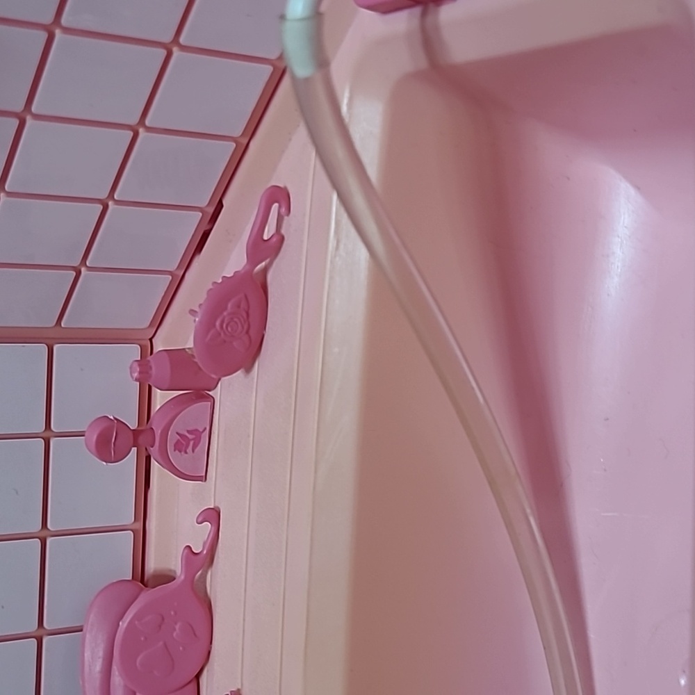 Barbie Doll Year 1987 Sweet Roses Bathtub Playset #5156 - Picture 4 of 12